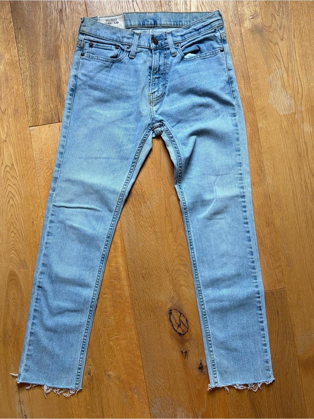 Hollister Light Wash Denim Skinny Jeans • Raw Hem